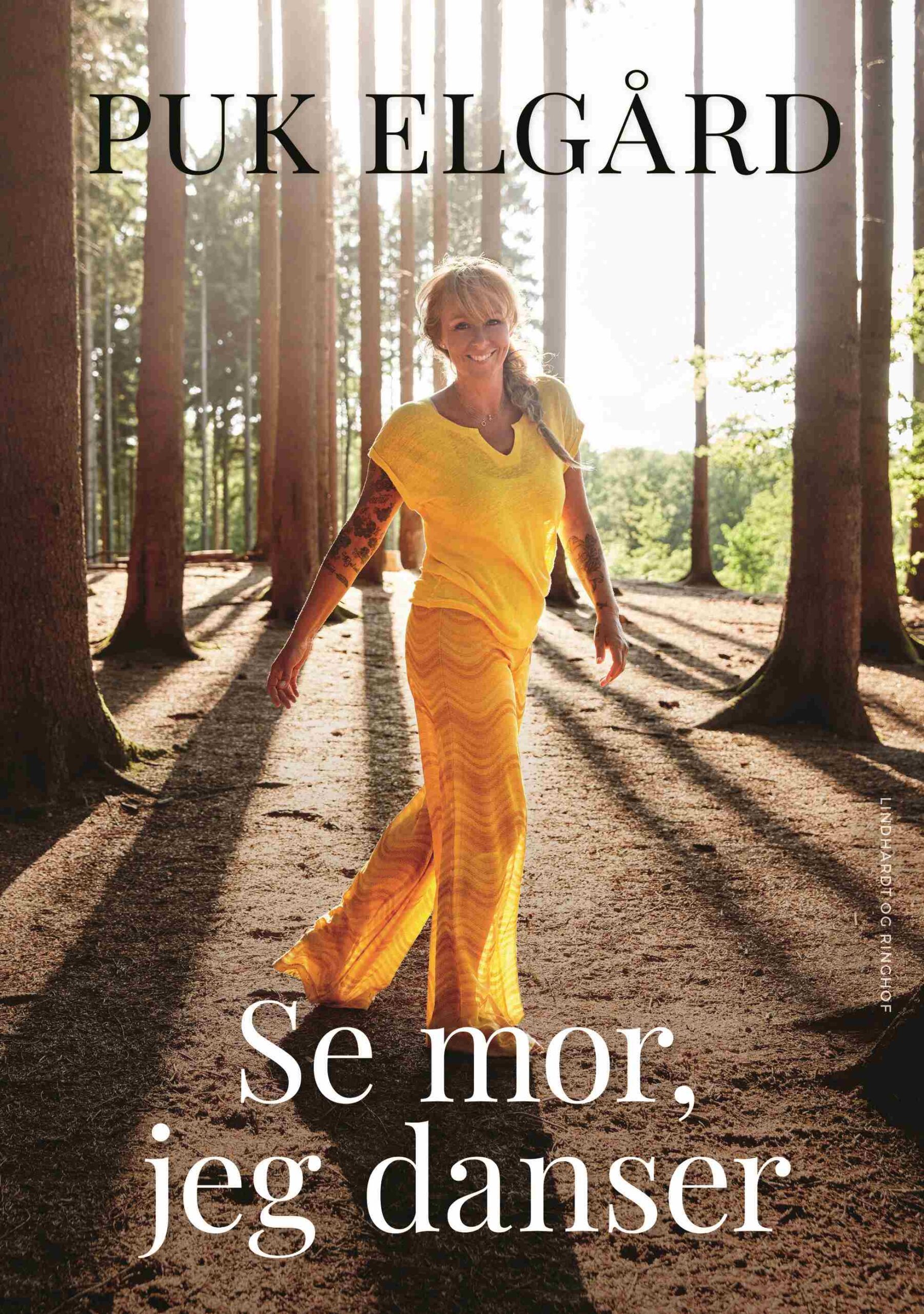 Se mor, jeg danser af Puk Elgård
